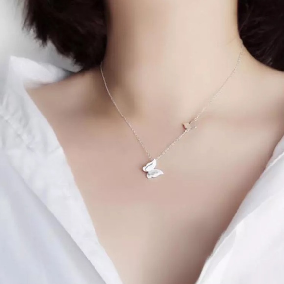 NEW Sterling Silver Double Butterfly Necklace - Picture 5 of 5